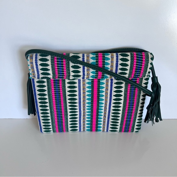 Boho Women’s Woven Pom Pom Tassel Crossbody Bag - Picture 4 of 8